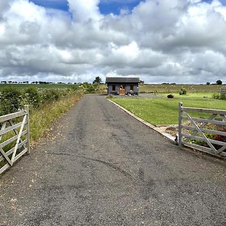The Potter'S Rest, A Cosy Wee Cabin In The Highlands Watten Exterior photo
